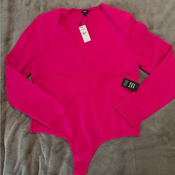 Express Sweaters - Express Women's V-Neck Sweater in Vibrant Pink